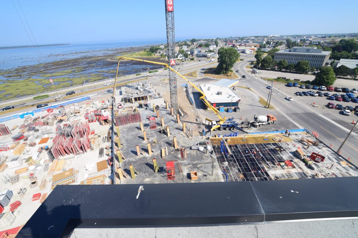 Les dalles de béton prennent forme